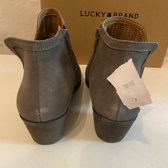 Lucky Brand gray suede peep toe ankle boots side zippers 9.5W & 11M both NWT - Picture 3 of 8